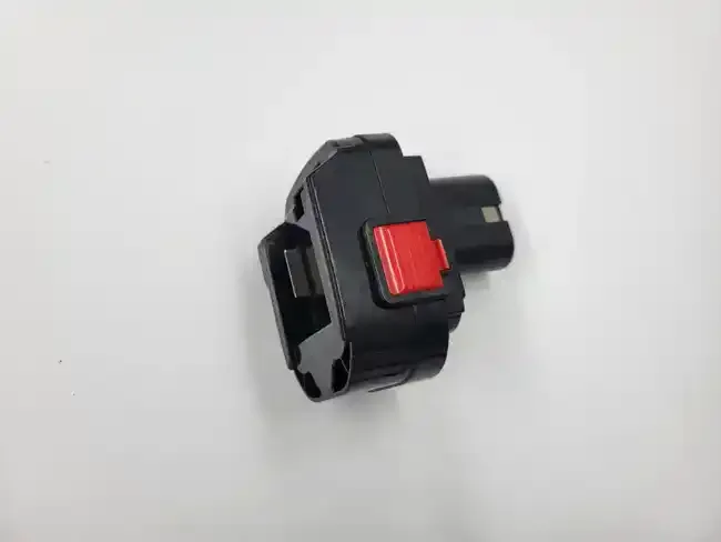 Adaptateur batterie Li-Ion / Ni-Cd