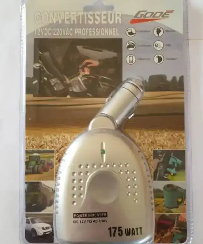 Convertisseur de tension 12 V DC / 220 V AC